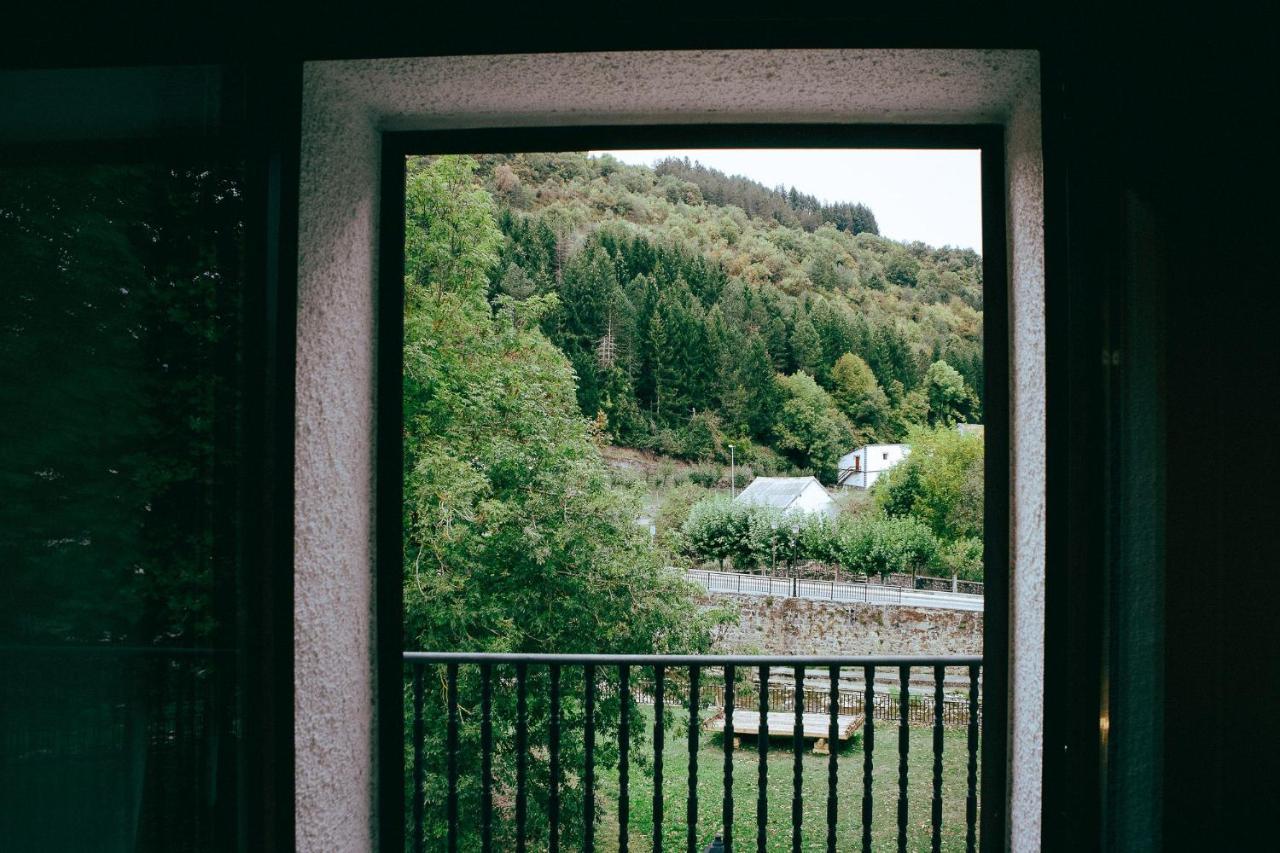 Hostal Iratibizkar Ochagavía Eksteriør billede